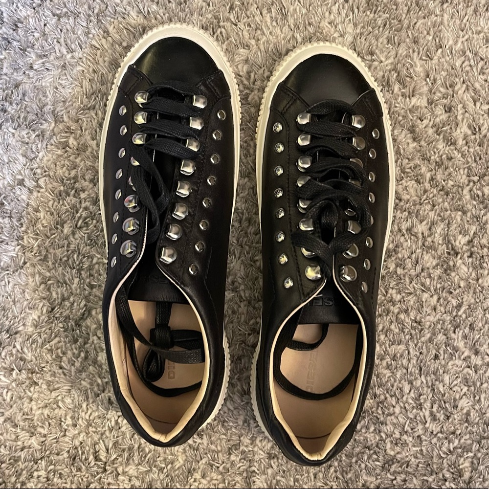 DIESEL S-MUSTAVE low leather sneakers brand new, never worn size 10
